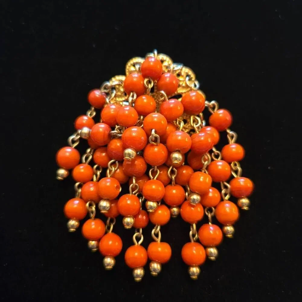 Vintage Gold Tone Orange Coral Cluster Waterfall Beaded Brooch Pin